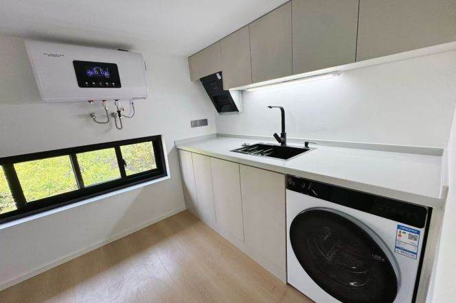 Cozy 1Br @ L9/12 Jiashan rd station