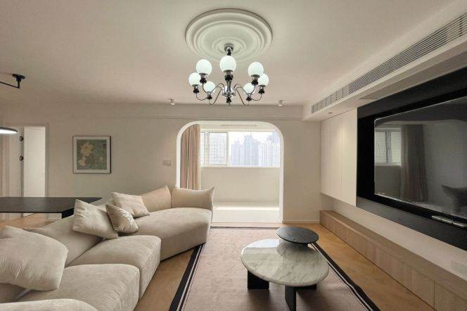 Renovated 3BR 2BA 160㎡ High-Rise in Lujiazui