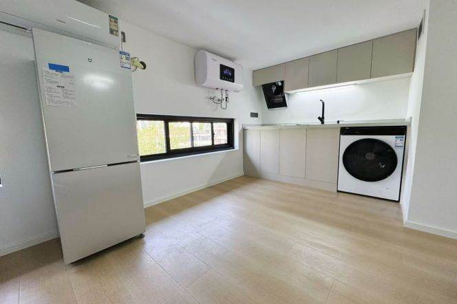 Cozy 1Br @ L9/12 Jiashan rd station