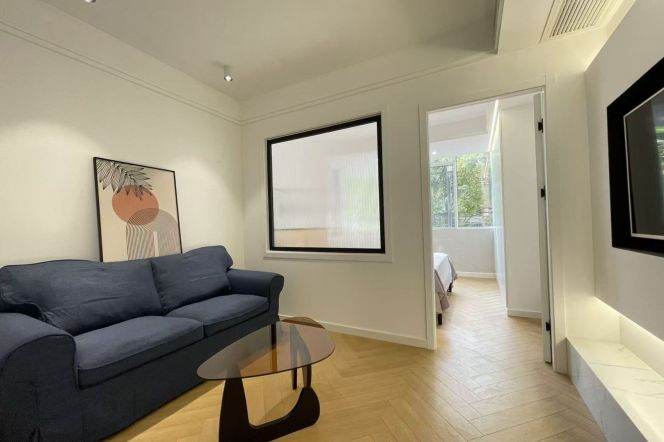 Bright 1br/1lr@zhongshan park  sta 6.9k