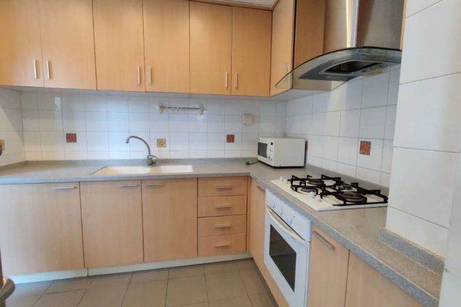 Morden 2brs with balcony and river view in Lujiauzi