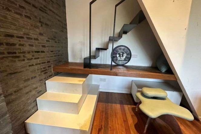 Charming 2Brs/1Lr/2Bts apt nr West nanjing rd,M2/12/13