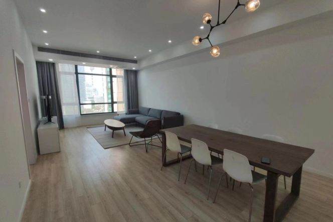 Morden 4brs in Lujiazui 