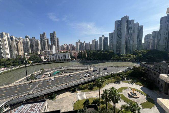 Beautiful 3Brm With A Balcony Near Line 3/4 Zhongtan Rd