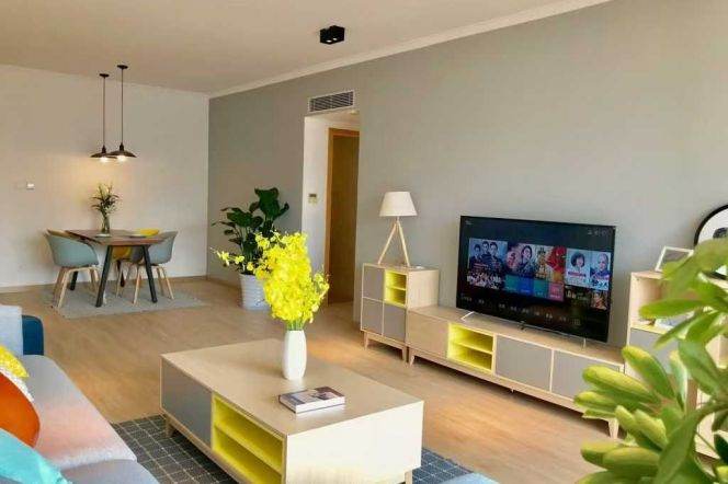 Modern 3BR 2BA Apt in The Waterfront/Zhenping Rd Station, only 17k