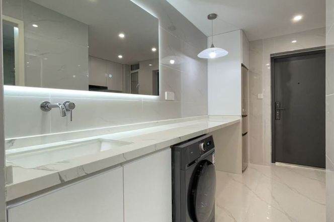 Bright 1br/1lr@zhongshan park  sta 6.9k