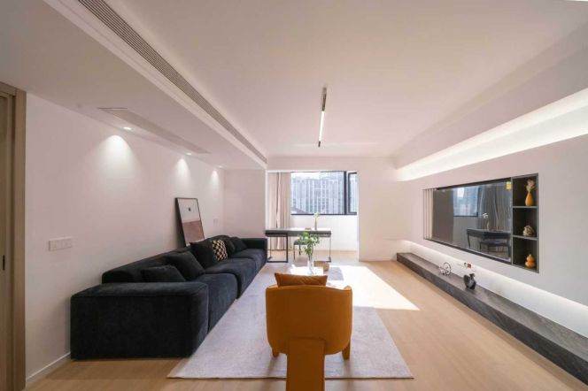 Spacious 3Brm With 200Sqm Terrace Near Line 1/9/11 Xujiahui