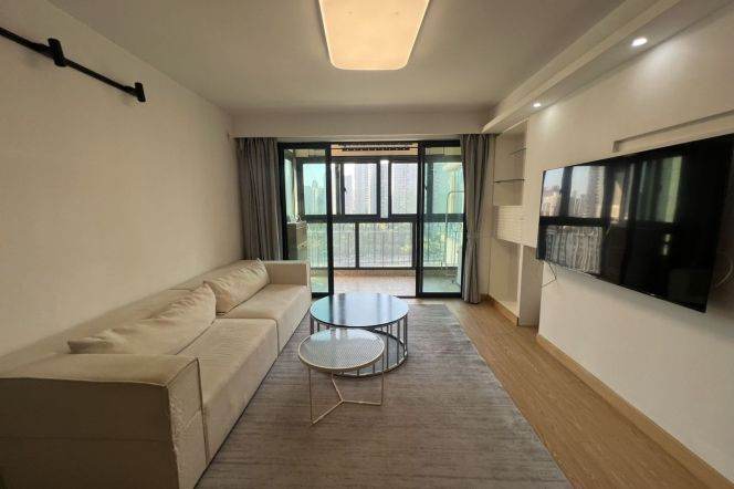 Beautiful 3Brm With A Balcony Near Line 3/4 Zhongtan Rd