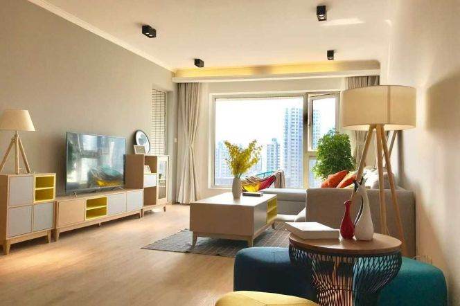 Modern 3BR 2BA Apt in The Waterfront/Zhenping Rd Station, only 17k