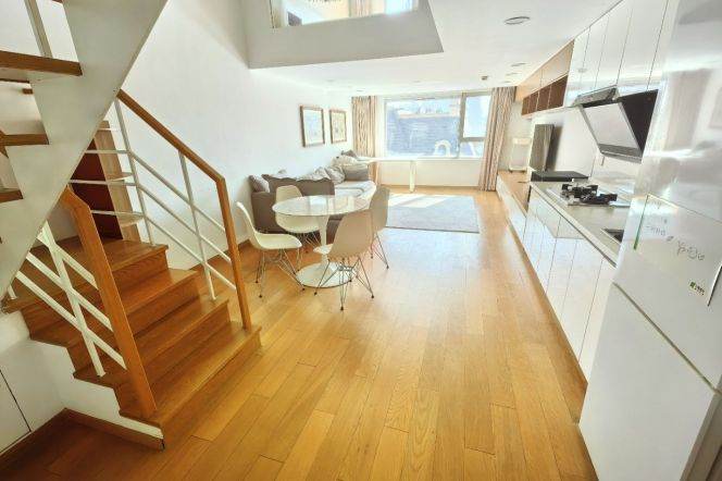 Pudong area/Modern 2br 2lr/big living room/elevator,Fangdian rd@L9/6