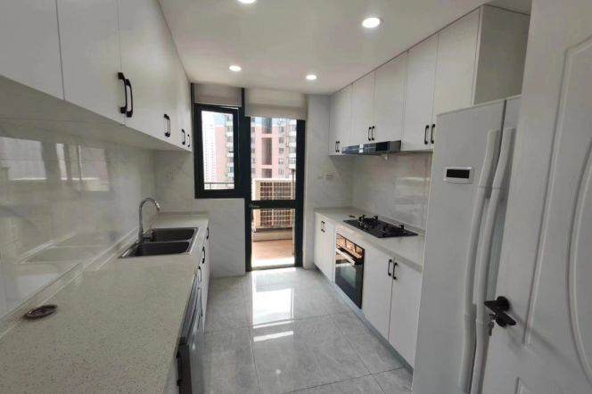 Morden 4brs in Lujiazui 