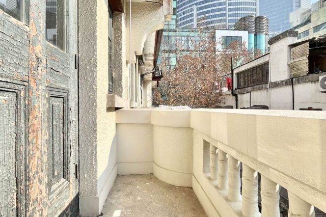 terrace,2Br, 1bt, lanehouse,top floor,duplex, yuyuan Rd.&jiangsu station