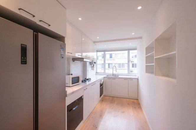 Spacious duplex with big outdoor terrace near Shanghai zoo,CA,Wall heating