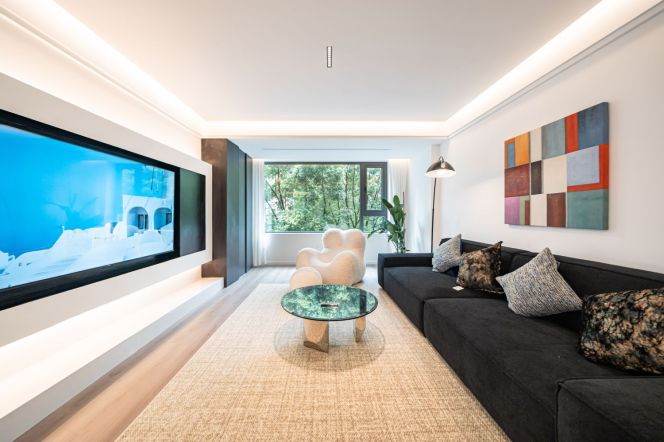 Morden 2brs with floor heating and balcony nearby beautiful Su zhou river 