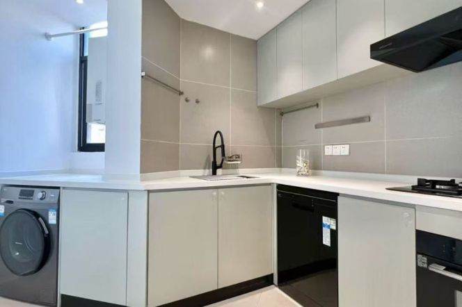 Modern 1bedroom with floor heating belong to Jing an temple area