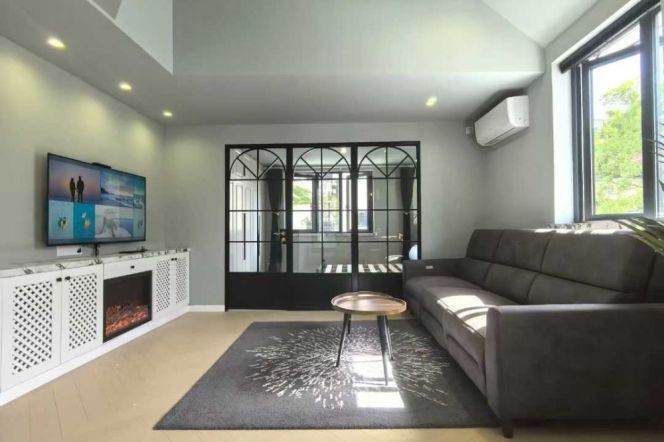 South Shanxi Rd Station 2Br Line1/10/12