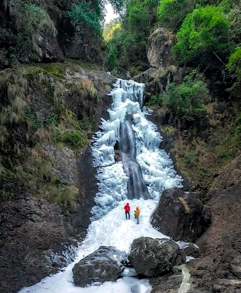 [3 Day Trip: Shimen Canyon] Taizijian Hike, Frozen Canyon and Hot Spring Escape