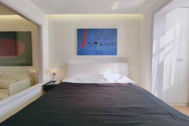 loushanguan rd Brand new 1BR/living rooom@L2/15