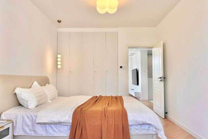 xingguo rd/wukang rd 1br70sqm