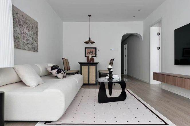 2 Brs, 1 Living room, 120 sqm with Floor Heating @ Xujiahui station L9