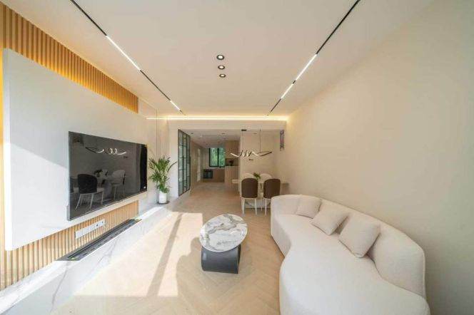 Anfu rd/wukang  rd 2br110sqm