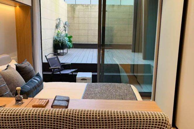 1Studio with large terrace near line 10,Fu'dan,Tong'ji and SUFE can long and short term lease