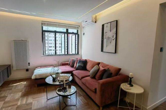 2 Brs, 1 Living room with Open Balcony, 100 sqm @ Dapuqiao station L9