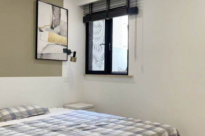 Large Terrace+Bright&Modern&Spacious 3Bdrs 2Baths Apt+L7 Chang Ping Rd+Nice View