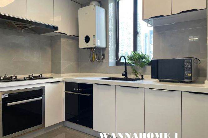 Spacious&Modern&Bright 3Bdrs 2Baths Apt+L2/11 Jiang Su Rd+Large Closet+Open Balcony