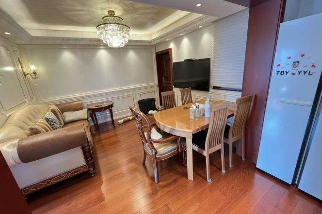 European Style 2Brm With Central AC Near Line 3/4/7 Zhenping Rd