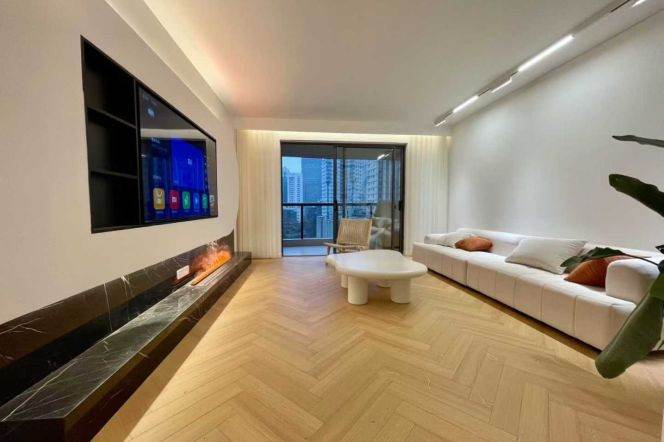 3BR 2BTH w/ Barclony nr Shanghai Natural History Museum M13