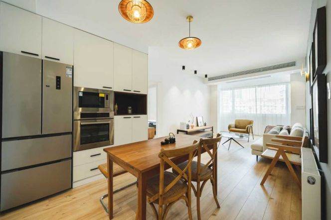 Bright n modern 2br apt @Jing'an   L7/13/14 