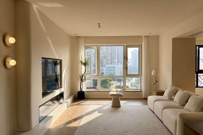 Bund summit spacious 1br@xiaonanmen 165sqm quality design walk in colset
