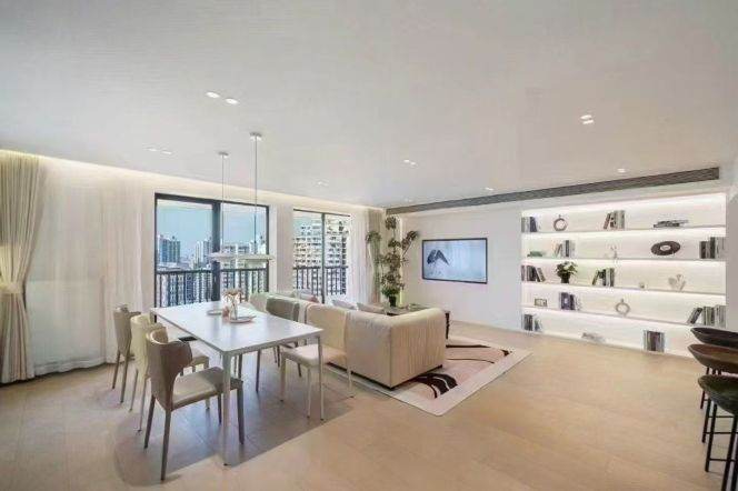 Jiangning/Changshou Rd wall heating 4brs/2lr/2ba apt wt balcony; L13