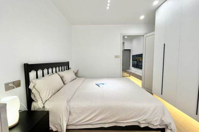 Nice 1br/1lr @wuning rd sta 6.7k