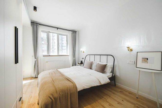 Bright n modern 2br apt @Jing'an   L7/13/14 