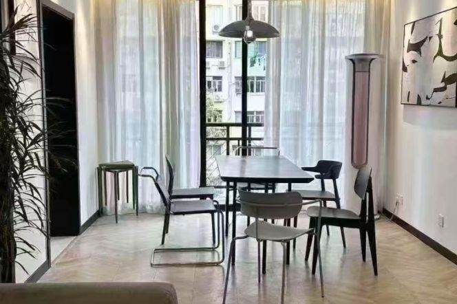 Elevator Spacious 2Beds Proper Heating@Jiangsu Raod