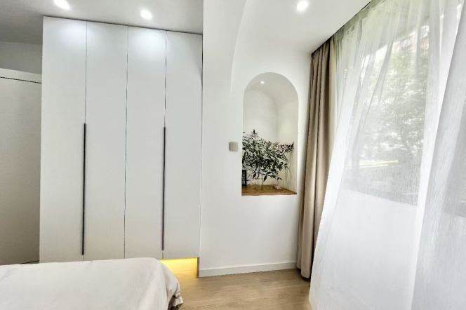 Nice 1br/1lr @wuning rd sta 6.7k