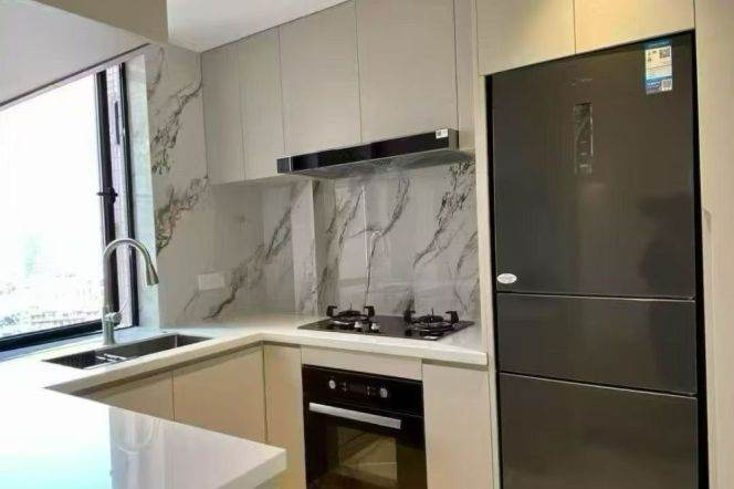 Da‘an City Xinzha rd/Shimen (2nd) rd floor heating 2brs/2lv/1bt apt; L13