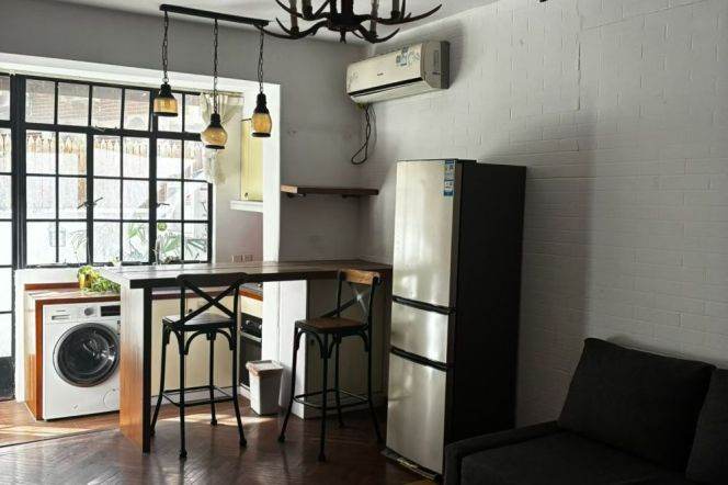 Nice Garden house 2br/1bt in Jiaozhou Road