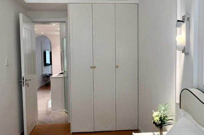 1 br near L10 jiaotong uni station+SJTU