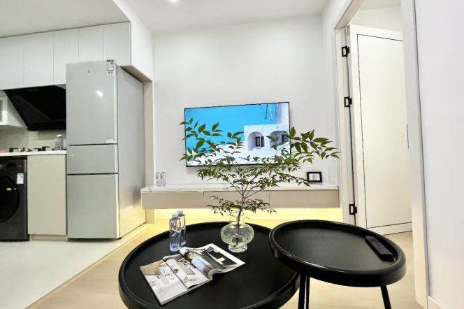 Nice 1br/1lr @wuning rd sta 6.7k