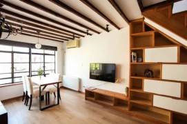 2 brs near L1/L7 changshu rd station L10 shanghai library station+Terrace