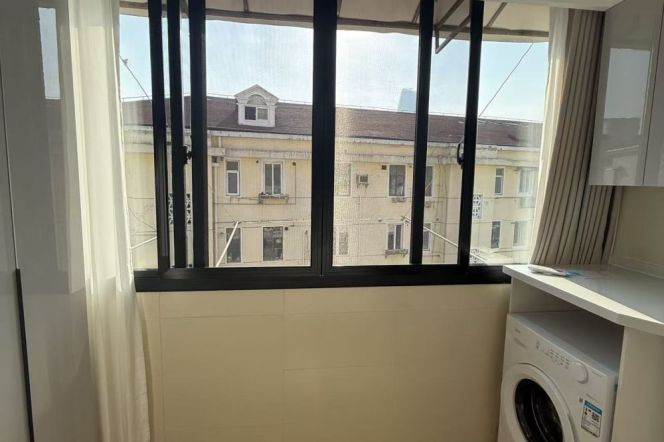 Furnished 1br-Jiangsu Road