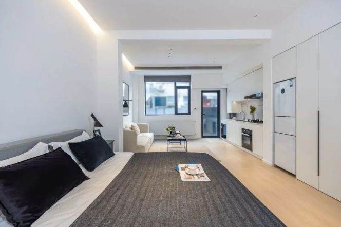 Cozy 1Br w. Yard&Floor heating W. Nanjing Rd Station