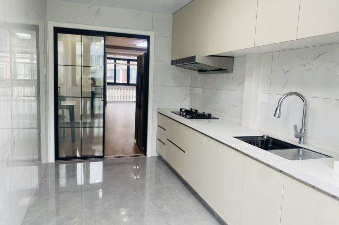 3BR 2Baths near line 10 Cao'he'jing Development Zone with whole room floor heating