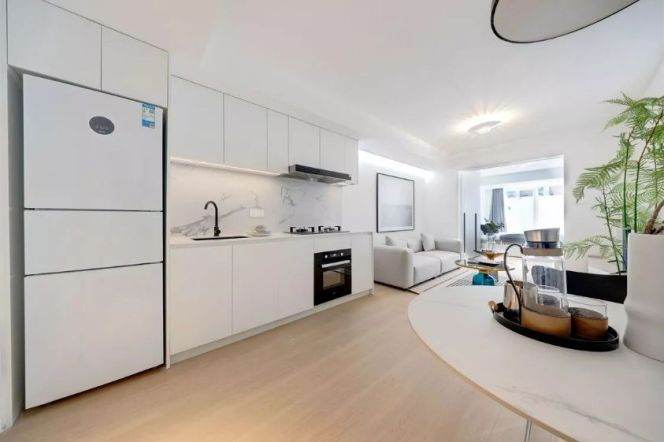 High-ending 1Br w. big Yard &Floor Heating