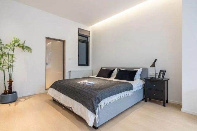 Cozy 1Br w. Yard&Floor heating W. Nanjing Rd Station