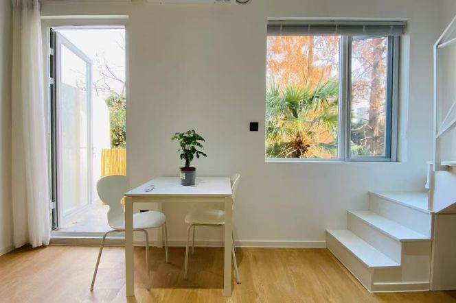 Beautiful Green view 1BR APT Balcony JT university 8.2k