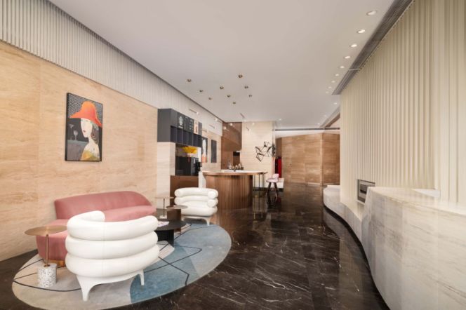 Elevator 2BR Service Apt | Short Lease | Near Jiangsu Rd Metro (Line 2/11) & Jiaotong University